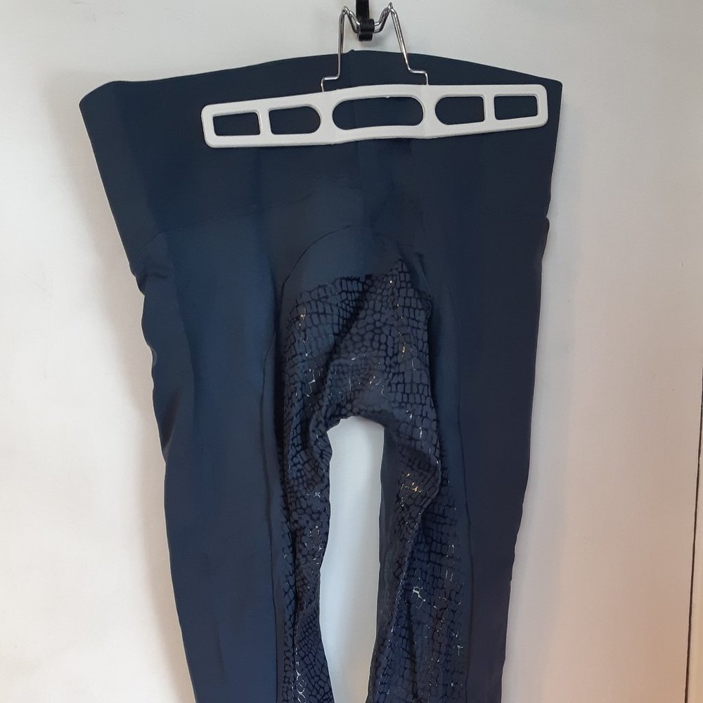 Horze brand ladies full silicone seat riding tights  size 30, navy blue